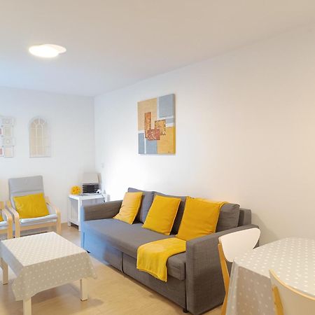 Apartamento Bolboretas Con Parking Privado Ares Bagian luar foto
