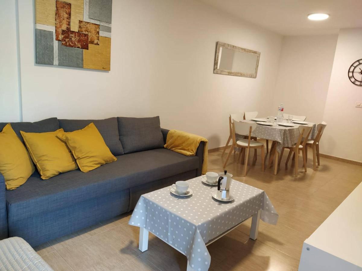 Apartamento Bolboretas Con Parking Privado Ares Bagian luar foto