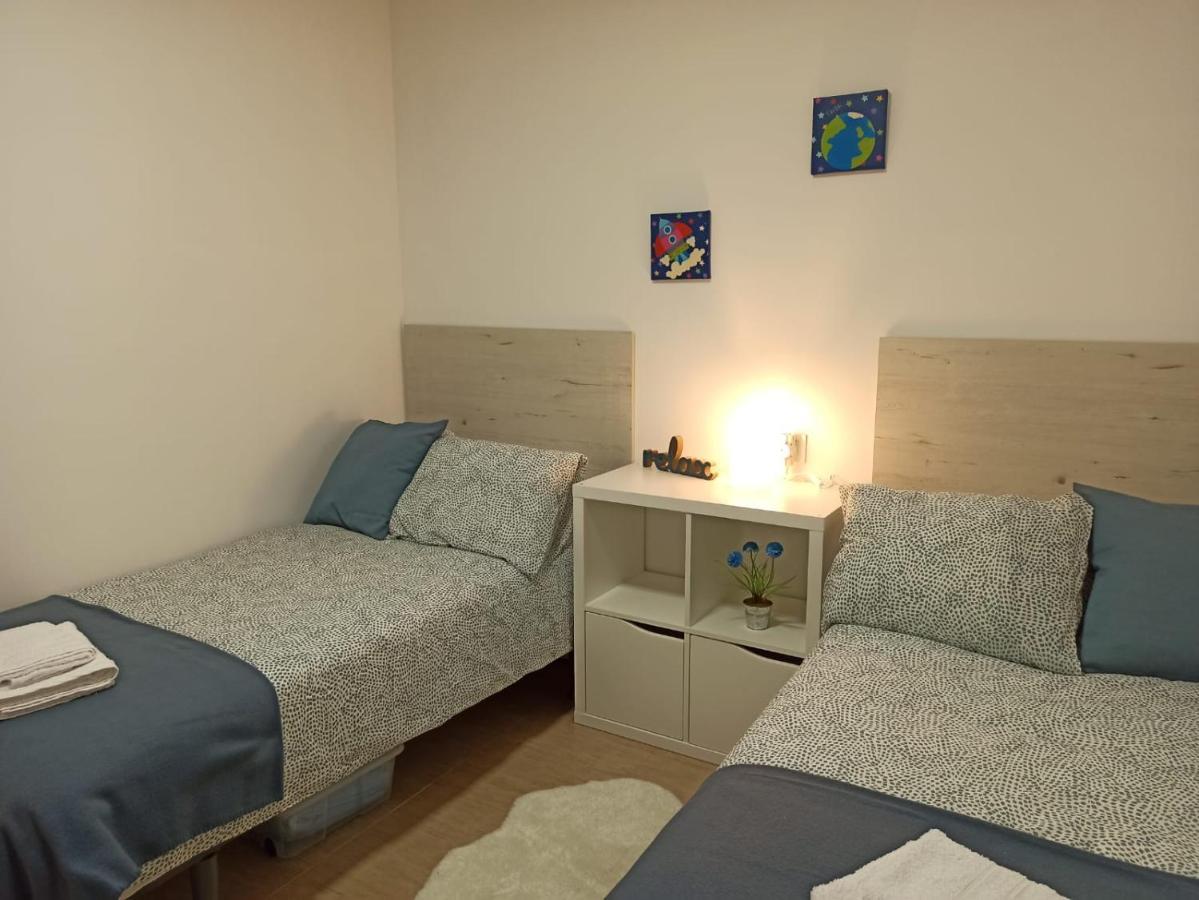 Apartamento Bolboretas Con Parking Privado Ares Bagian luar foto