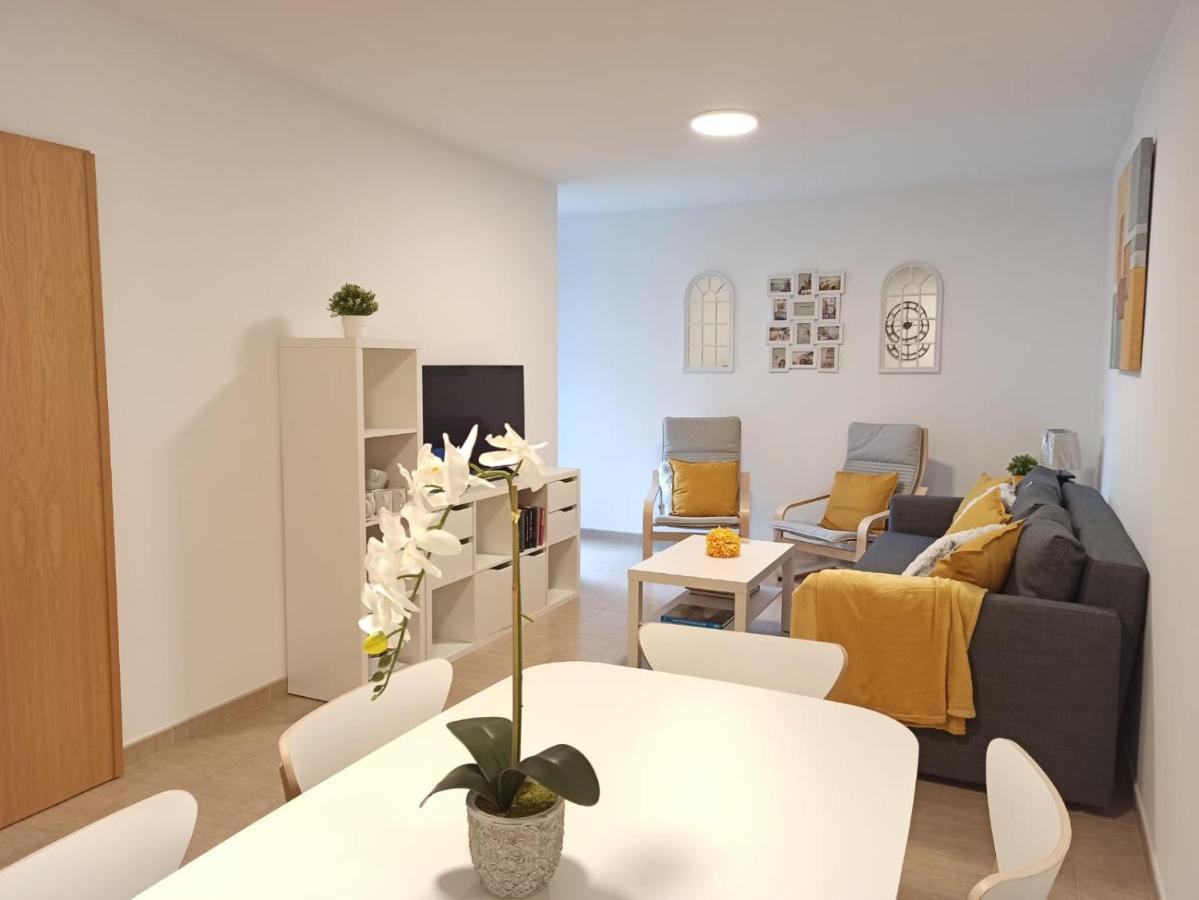 Apartamento Bolboretas Con Parking Privado Ares Bagian luar foto