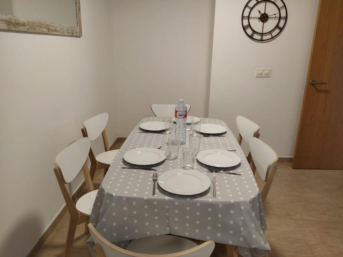 Apartamento Bolboretas Con Parking Privado Ares Bagian luar foto